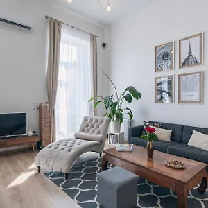  Apartman Danube Terrace Boutique With Private Sauna